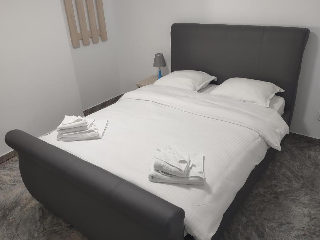 Hotel Ema&Zain Βουκουρέστι Εξωτερικό φωτογραφία